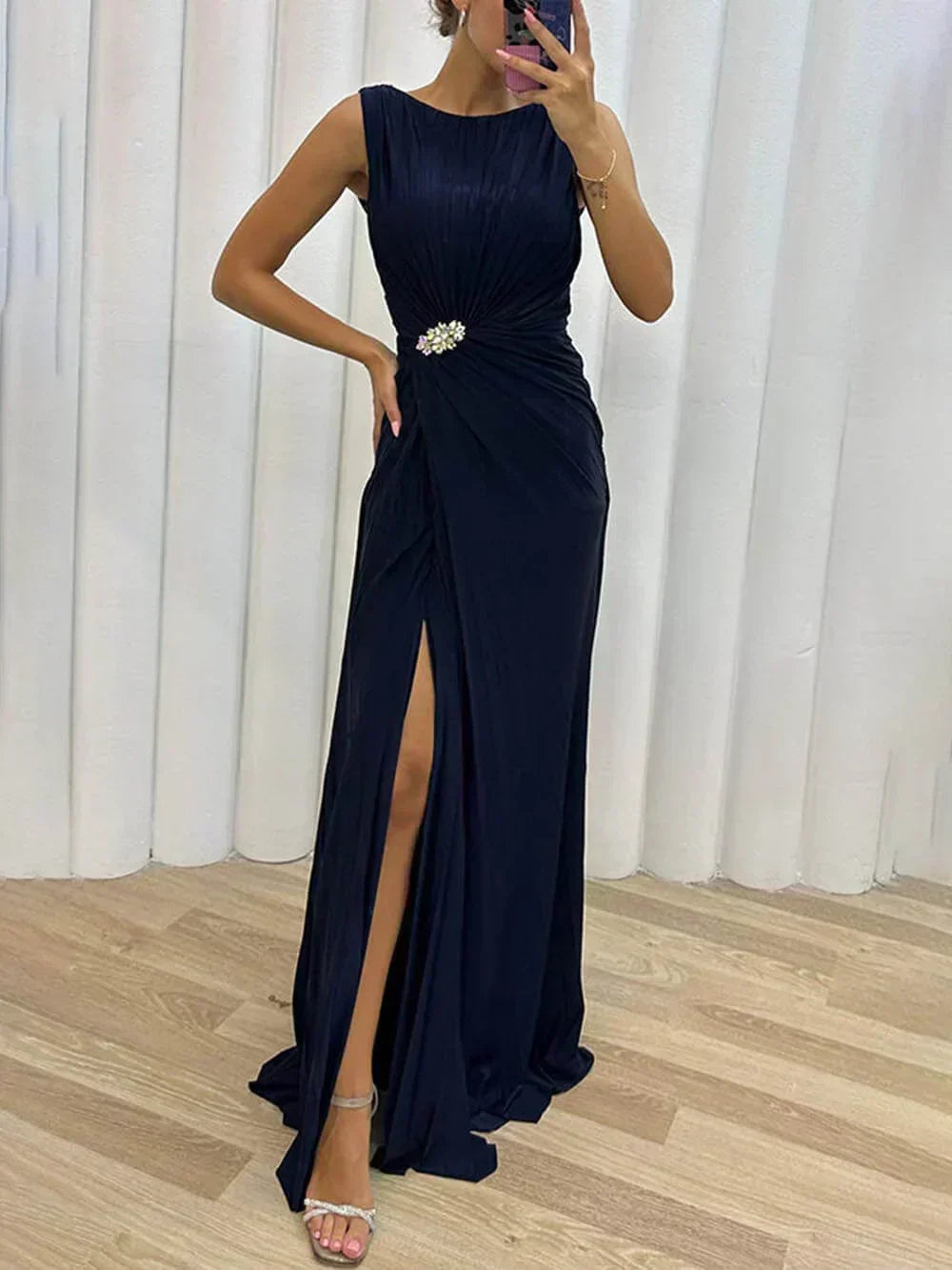 Isabella™ | Long Pleated Dress