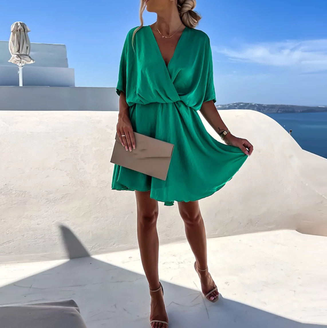 Daniela - Chic Flowy Dress